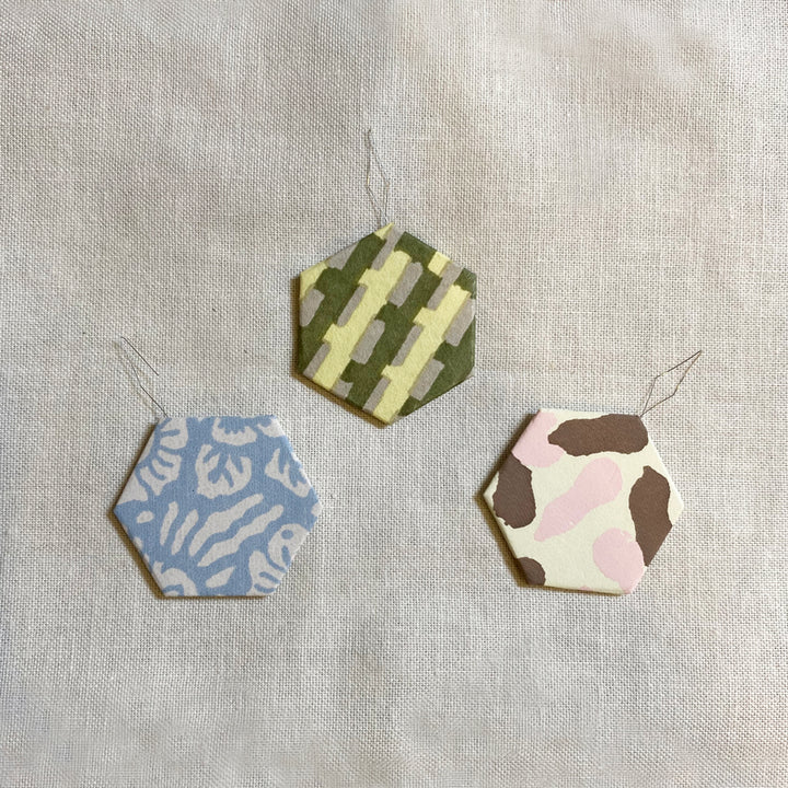 Embroidery needles - Haibara Chiyogami Pack with Needle Threader