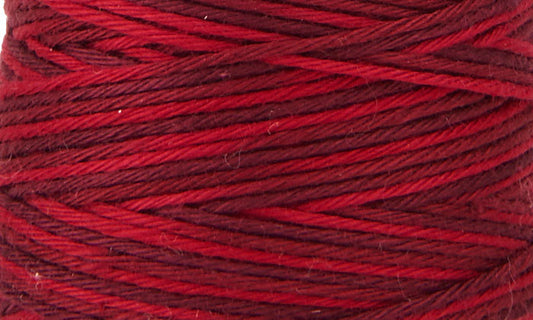 Cosmo Hidamari Sashiko Thread – Gradation Cranberry Red