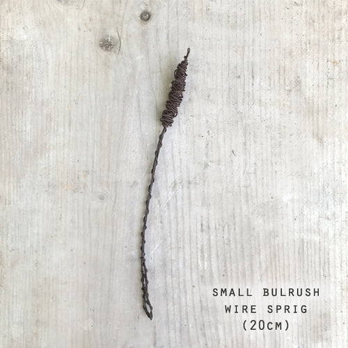 Small Bullrush Wire Sprig