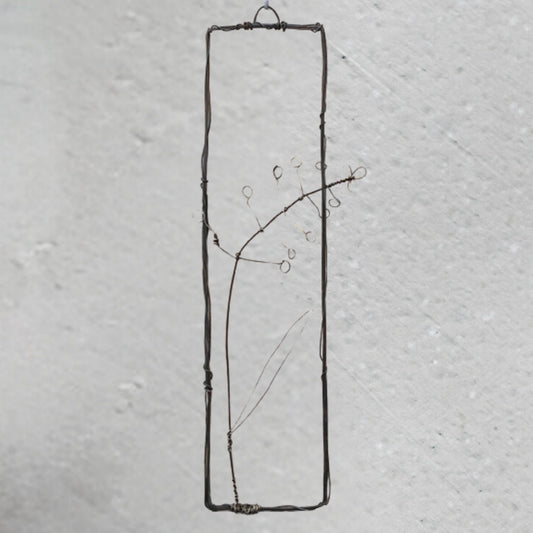Wire Twisted Picture – Sorrel