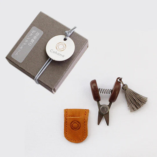 Cohana Mini Scissors of Seki – Grey Tassel