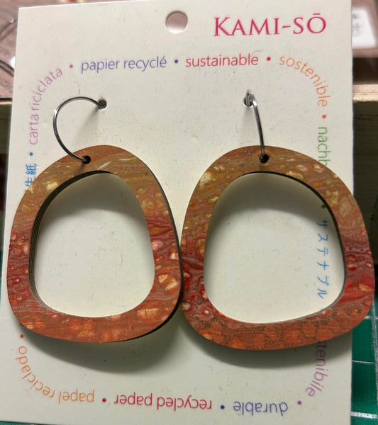 Multicoloured rounded square hoops - Landscapes